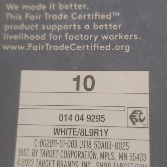 Universal Thread Mom Jeans High Rise Ankle Fray Hem White Denim - Picture 10 of 10